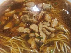 辣肉面-老盛昌(梅陇店)