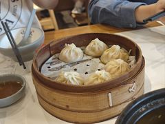-馋三尺蟹粉小笼(人民广场店)