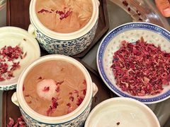 -大芊金重庆串串火锅(南京路店)