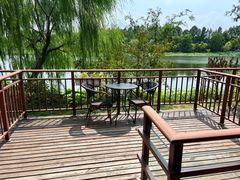 -上海怡沁园度假酒店