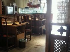 大堂-大连路6号好酒不见
