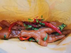 -八一路好吃街(雨田商务大厦店)