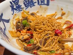 -李犟大爆鳝面·手工蟹黄包(湖滨西湖店)