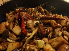 橄榄油煎蘑菇-幸薈飯堂