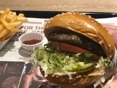 -The Habit Burger Grill 哈比特汉堡(爱琴海店)
