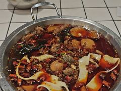 -晓彭肥肠鸡·泡椒鸡火锅(水木天地店)