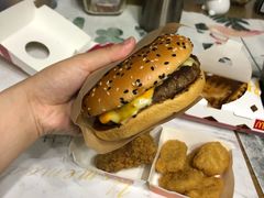 -麦当劳(东岳大道店)