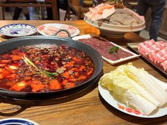 -旧街市鲜货老火锅(大光路店)