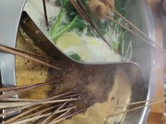 -何氏串串香火锅(翠亨店)