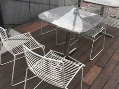 -UNI UNI(环亚凯瑟琳店)