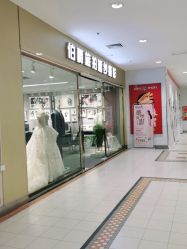 -伯爵婚纱摄影(光谷店)