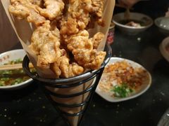 -茅草房·河畔园林火锅