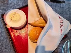 前菜面包-弦月窗LUNETTE BY AMANDA(复兴路店)