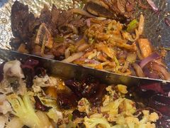 -小鱼小牛·鱼牛干锅·脆鱼火锅(世欧广场店)