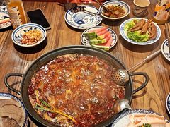 -旧街市鲜货老火锅(大光路店)