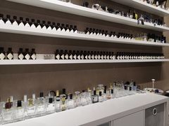 -墨more调香馆DIY自调香水(博雅国际中心B座店)