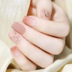 -悦指间美甲美睫