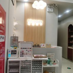 -进巍美甲美睫店