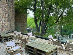 -J Create城市露营咖啡·简餐·宠物(上海动物园店)