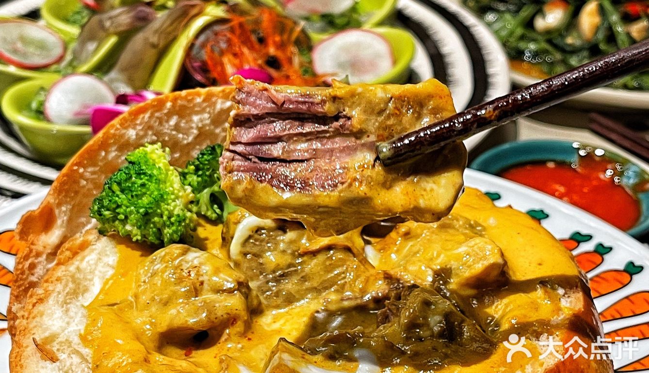 到国贸找小怪兽吃有颜又好吃的泰餐/一秒爱上了太食獸泰式茶餐厅