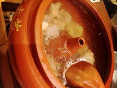 -云海肴·汽锅鸡·云南菜(天山百盛优客店)