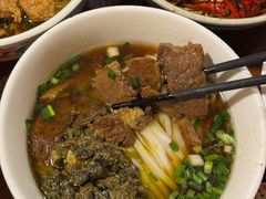 -矮子粉店1985·长沙米粉(湘春路店)