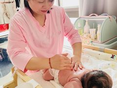 -爱贝尔高端月嫂(母婴护理)