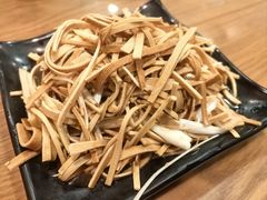 -三鞭一花·独一处·元英砂锅(海光寺店)