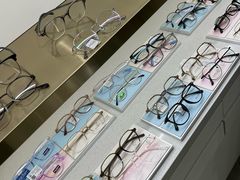 -视野联行眼镜蔡司·依视路官方授权店(顺城店)