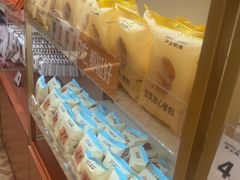 -沪上阿姨·臻选茶饮(上海环球港店)