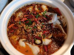 -云海肴·汽锅鸡·云南菜(天山百盛优客店)