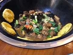 -曹丞相·地锅鸡·地锅鱼(武林店)