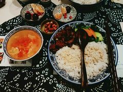 -蜗牛小馆醉乡民谣云南菜(惠新西里店)