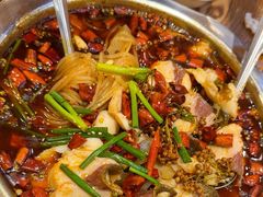 -乡土特色.冷锅鱼.牦牛肉汤锅