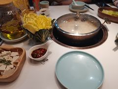 -洪氏嗨捞·猪肚鸡火锅(阳光天地店)