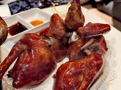 玻璃脆皮乳鸽皇-新雅(丰盛里店)