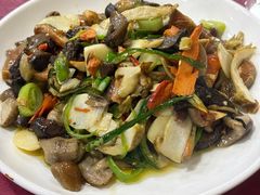 炒杂菌-邱二餐馆