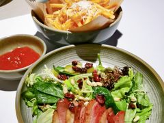 混合蔬菜烟熏鸭胸沙拉-93Club·法餐厅