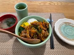 招牌温泉蛋烤肉饭-活鳗饭·鹅肝范儿(高碑店店)