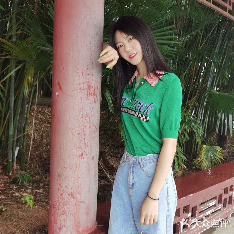 丹江大观苑第六届秋获节，吃全鱼宴，住湖景房，超奶丝～