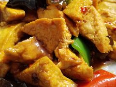 -天天向上素食餐厅(五台山店)