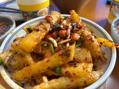 -包整·丝娃娃(一览甲秀楼风景店)