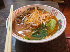 -拉面莊夢語＆中华料理八椿