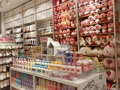 -名创优品(陕西西安大唐西市购物中心店)