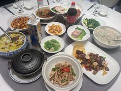 -泓历皇朝酒店(东亭店)