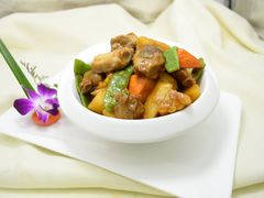 东北大丰收-幸福绿洲美食广场