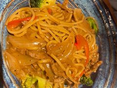 -POKEE VIA&Brunch·维娅(重庆来福士店)