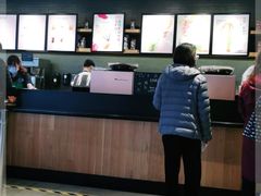 -星巴克臻选(莘庄仲盛店)