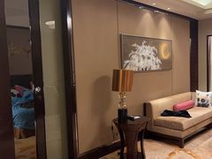 -成都保利公园皇冠假日酒店(熊猫基地店)