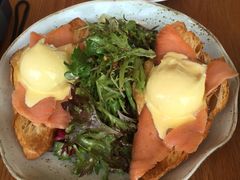 -ROAST coffee & eatery